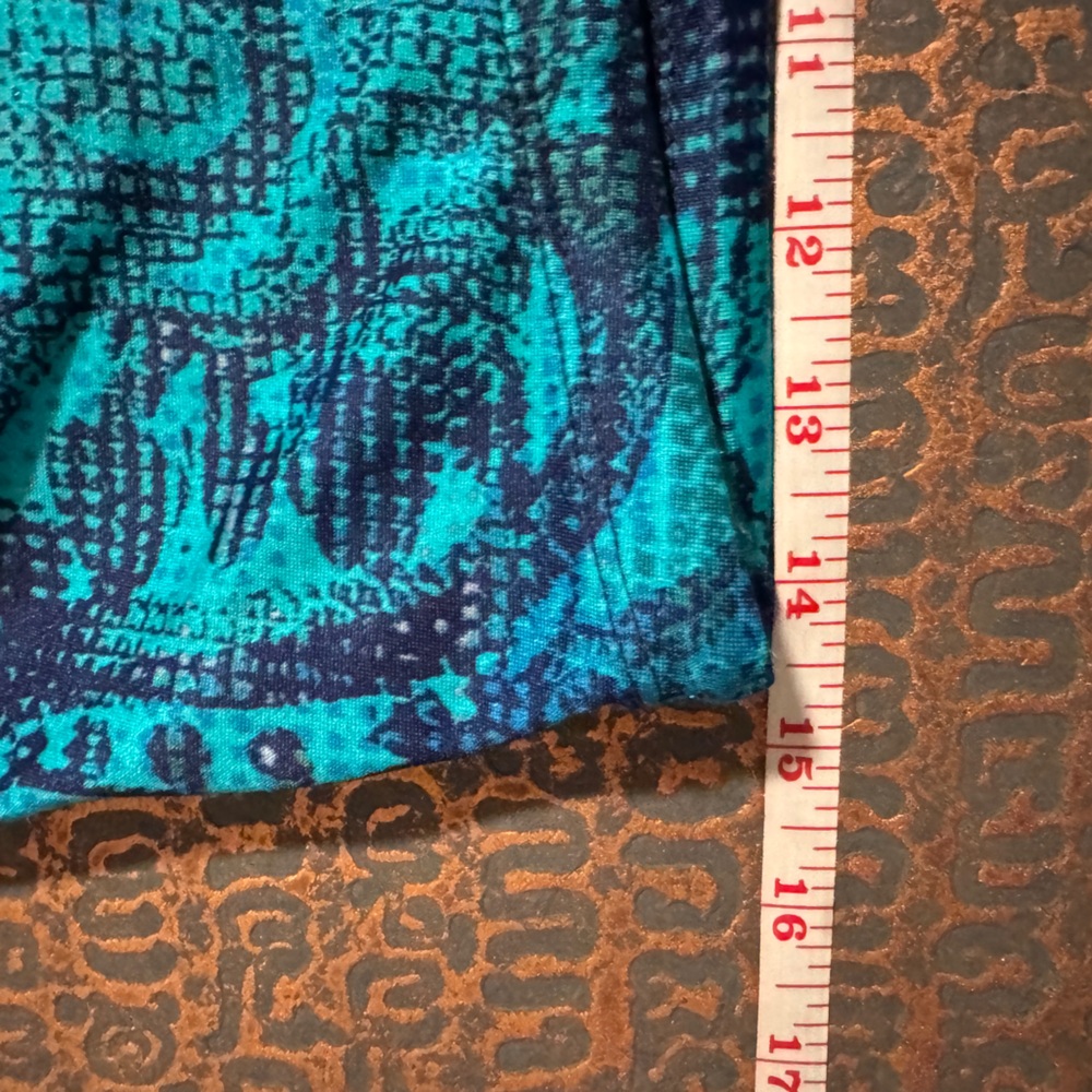 Men's Swim Trunks in Teal Pattern - Picture 7 of 7